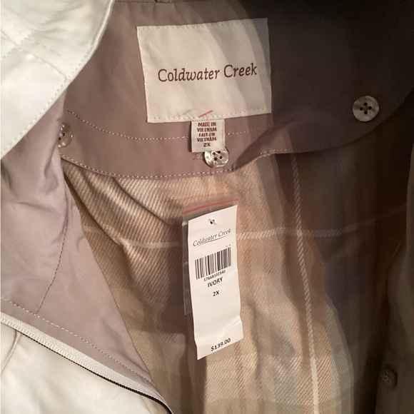 NWT 2X Coldwater Creek lined (detachable) hooded ivory vest. - Picture 3 of 7